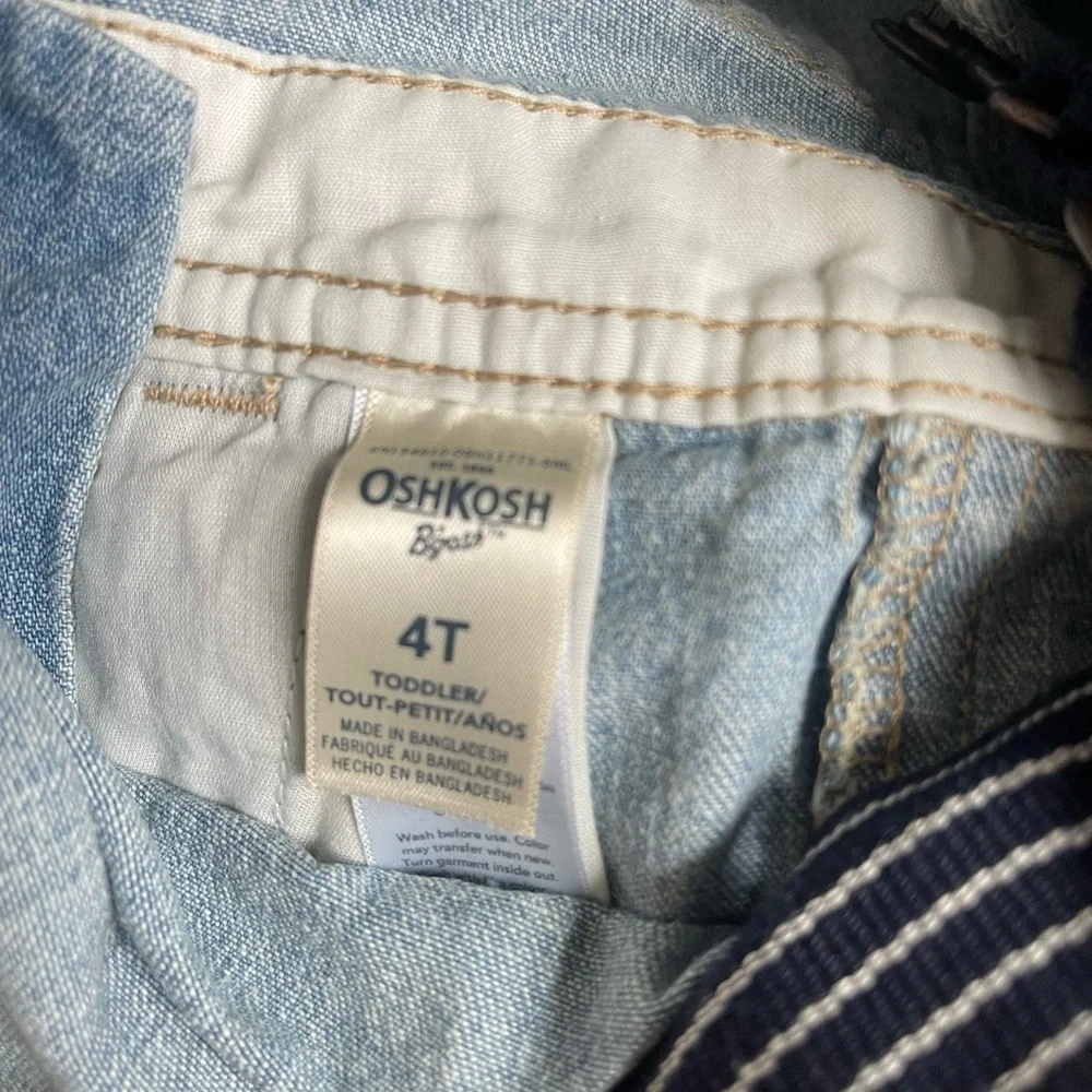 OshKosh B'gosh Blue Denim Overalls Classic Style 4T 100 % cotton